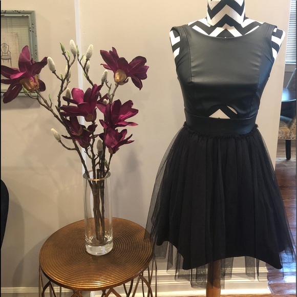 BCBGeneration Dresses & Skirts - BCBG BLACK DRESS